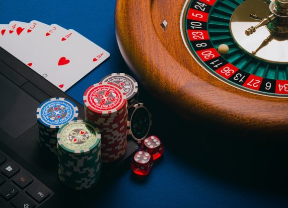 Understanding the Gambler's Fallacy: How a Cognitive Bias Affects Everyday Decisions — Photo by Aidan Howe on Unsplash