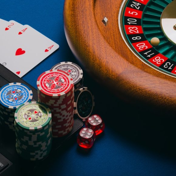 Understanding the Gambler's Fallacy: How a Cognitive Bias Affects Everyday Decisions — Photo by Aidan Howe on Unsplash